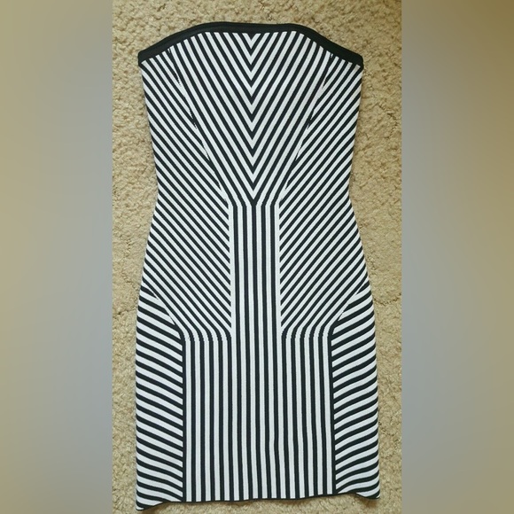 GUESS Stripe Bodycon Knit Strapless Mini Dress - Picture 13 of 16